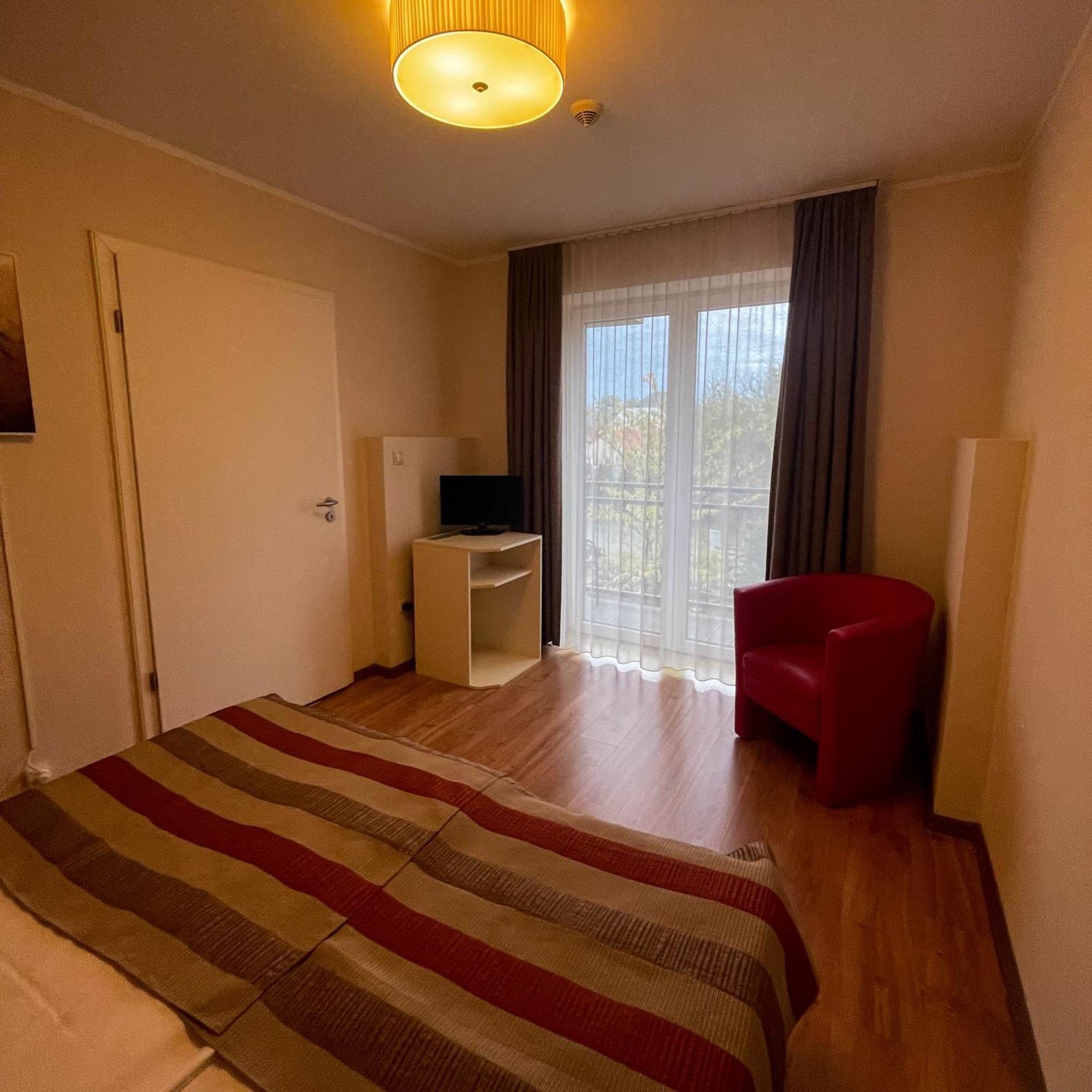 Harmonia Hotel Sárvár Buitenkant foto