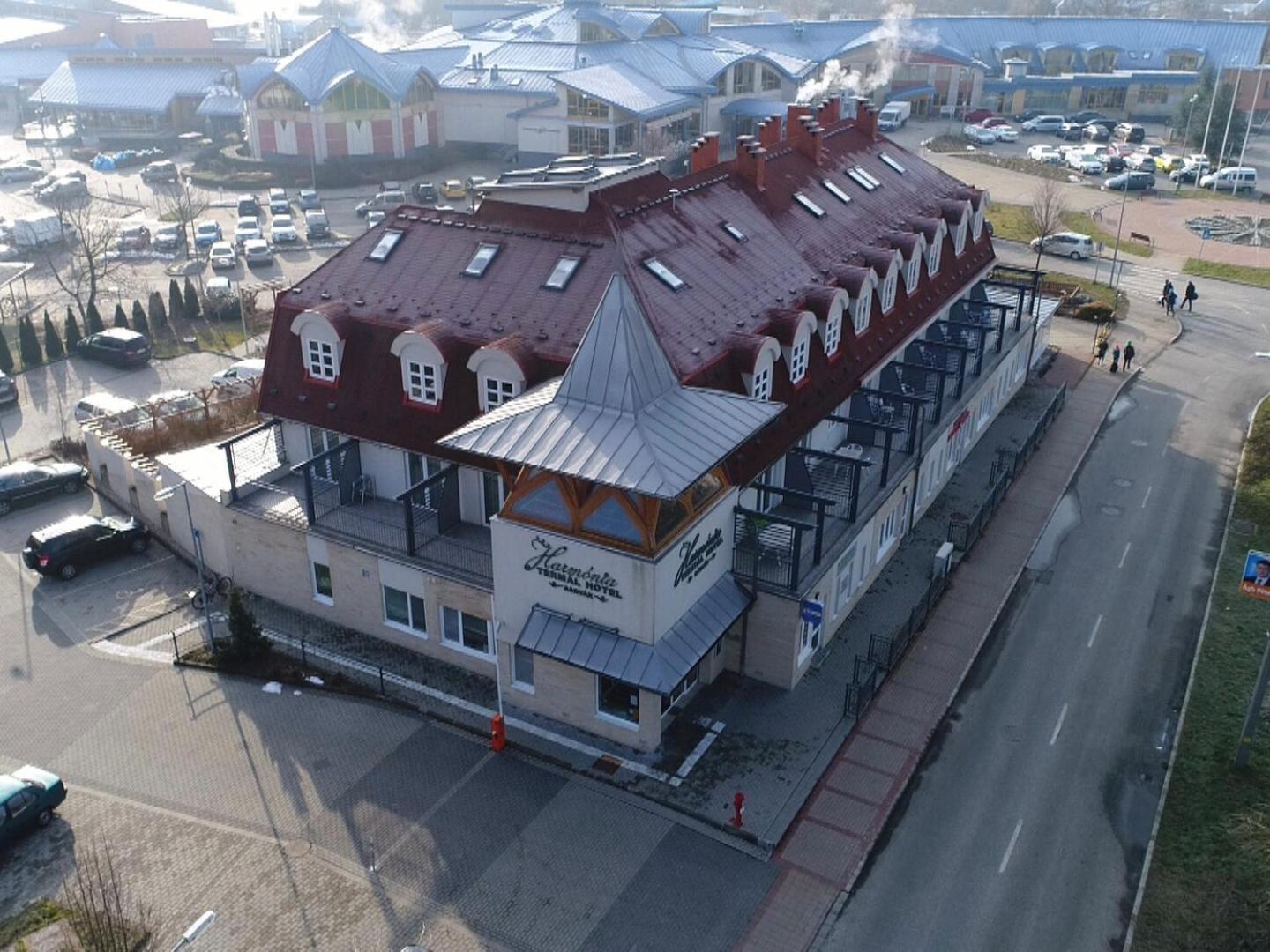 Harmonia Hotel Sárvár Buitenkant foto