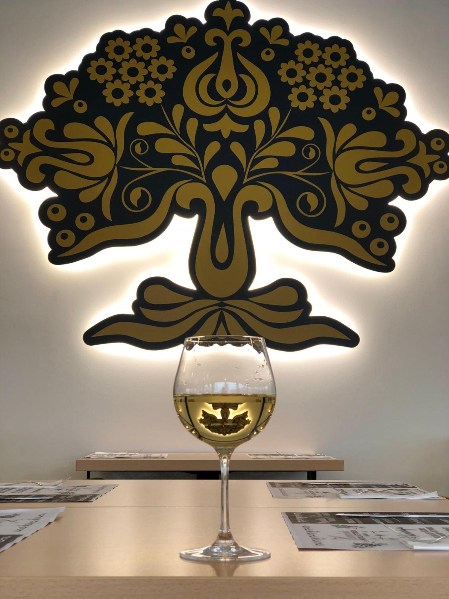 Harmonia Hotel Sárvár Buitenkant foto